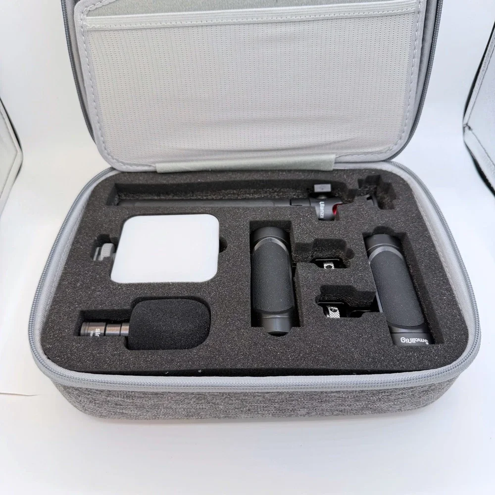 SmallRig All-In-One Video Kit for Smartphone Creators P96 LED Light Mic Case